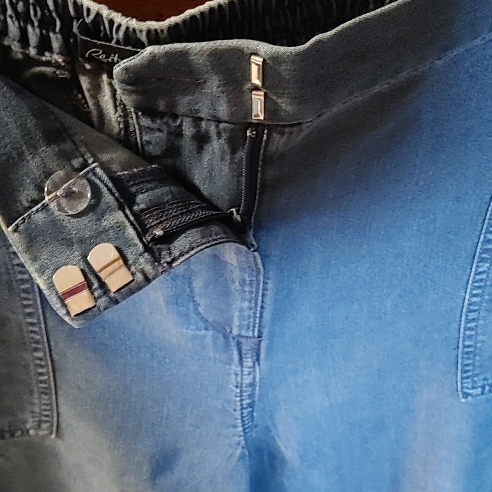 NWT Reitmans Denim Slim Jeans Size 16 Petite - Picture 4 of 12